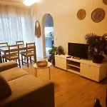 2br - Near & Cascais - Sleeps 4