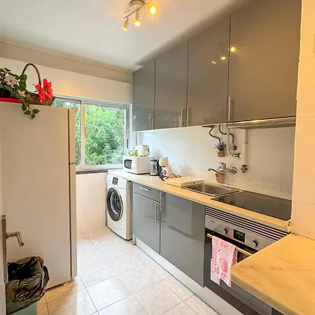 Apartment 2br - Near & Cascais - Sleeps 4 *