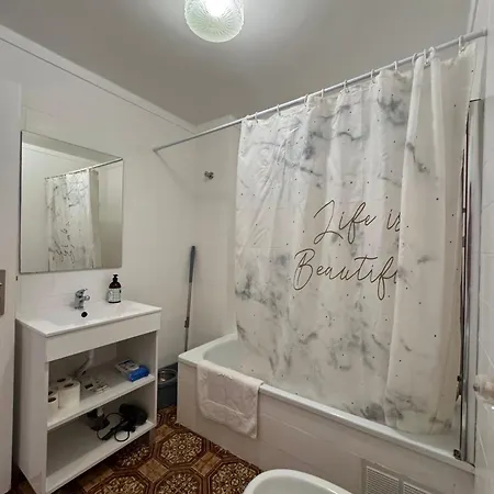 2br - Near & Cascais - Sleeps 4