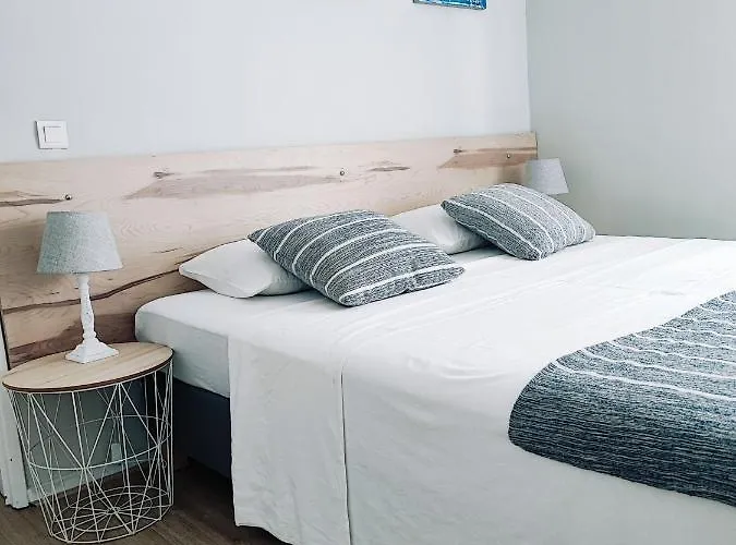 2br - Near & Cascais - Sleeps 4 アパート