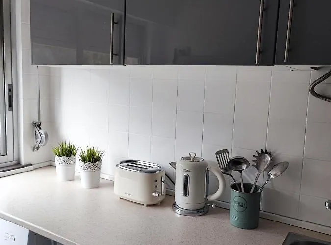 2br - Near & Cascais - Sleeps 4